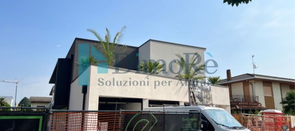 4 rooms House in Mogliano Veneto, Italy No. 287675 18