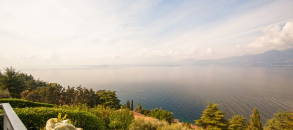 2 rooms House in Torri del Benaco, Italy No. 238573 8