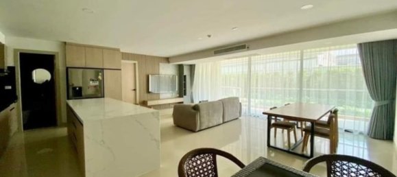 4 bedrooms Condo in Pattaya, Thailand No. 23043 8