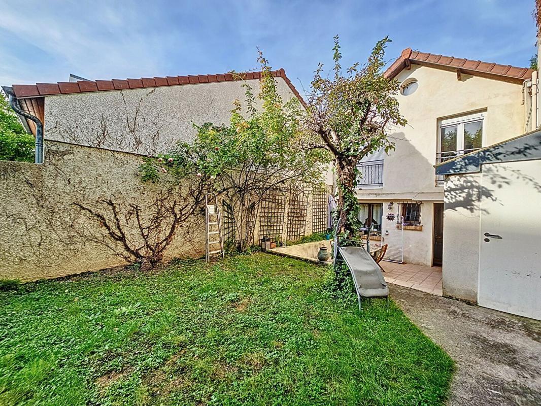 Casa T5 em Suresnes, France N.º 163942