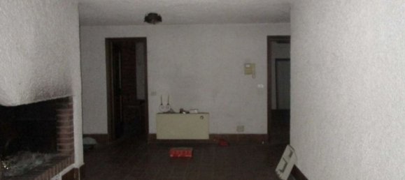 Villa de 3 habitaciónes en Burago di Molgora, Italy No. 7750 31