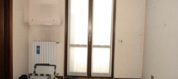 Villa de 3 habitaciónes en Burago di Molgora, Italy No. 7750 46