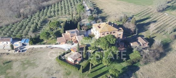 17 bedrooms Villa in Castiglione del Lago, Italy No. 271951 3