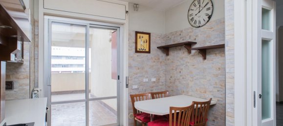 4 rooms Apartment in Rome, Italy No. 36088 5