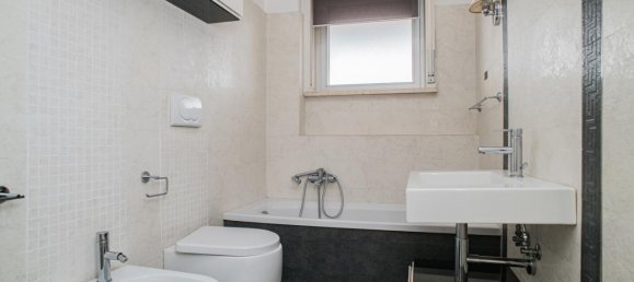 4 rooms Apartment in Rome, Italy No. 36088 21