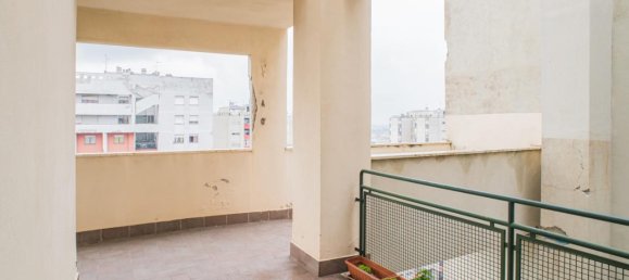 4 rooms Apartment in Rome, Italy No. 36088 6