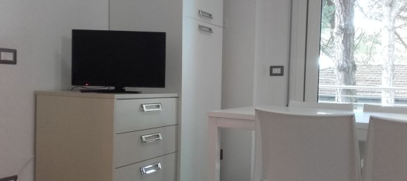 3 Schlafzimmer Wohnung in Comacchio, Italy, Nr. 377354 5