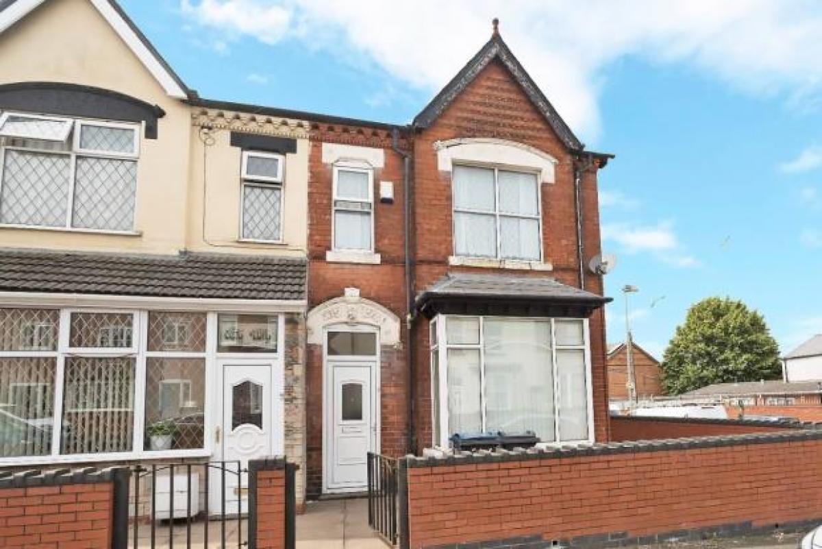 3 bedrooms House in Birmingham, United Kingdom No. 81