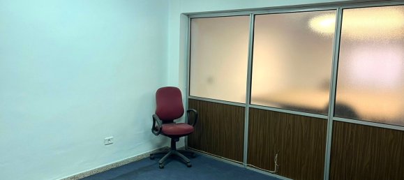 Офис 250м² в Кастельон-де-ла-Плана, Испания № 150625 10