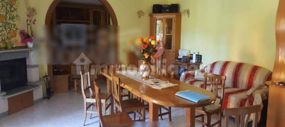 Apartamento de 3 dormitorios en Valmontone, Italy No. 16586 3