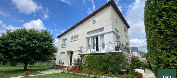 5 bedrooms House in Soisy-sous-Montmorency, France No. 164260 3