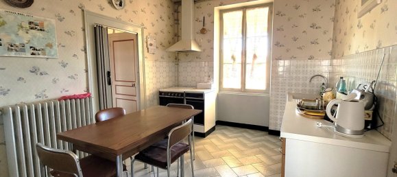 4 Schlafzimmer Haus in Chateaumeillant, France, Nr. 75389 13