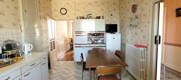 4 Schlafzimmer Haus in Chateaumeillant, France, Nr. 75389 12