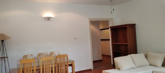 Apartamento de 2 dormitorios en Tay Ho, Vietnam No. 460 4