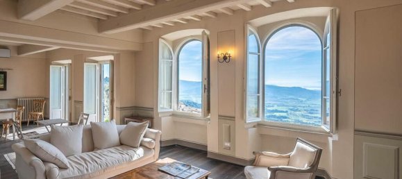 4 bedrooms Apartment in Cortona, Italy No. 53648 23