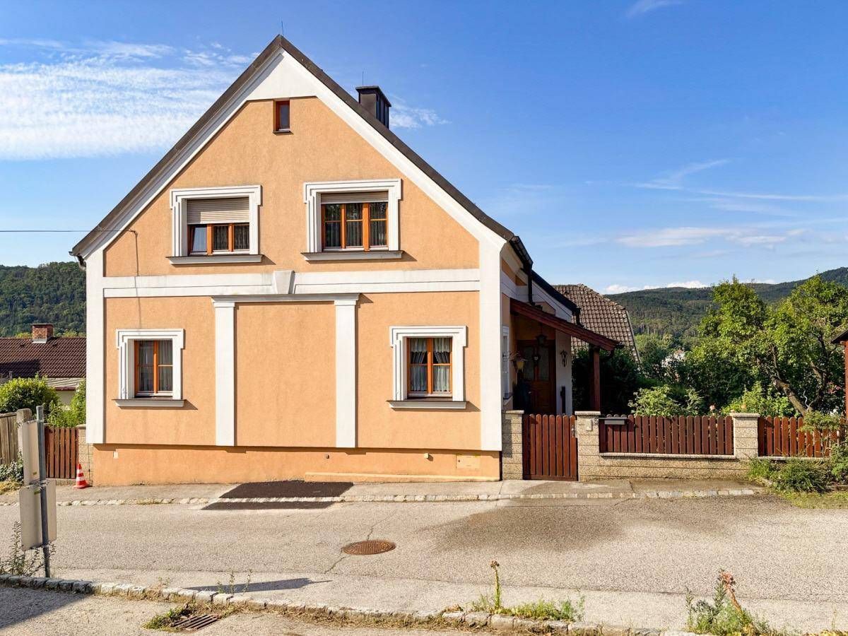 Casa de 4 divisões em Berndorf, Austria N.º 145050