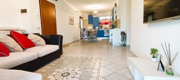 5 bedrooms Apartment in Pisa, Italy No. 343257 2