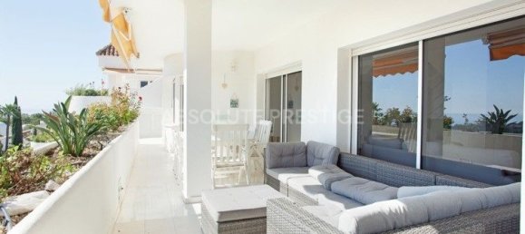 6 bedrooms Penthouse in Marbella, Spain No. 81775 2