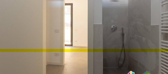 2-Zimmer Wohnung in Carate Brianza, Italy, Nr. 19156 16