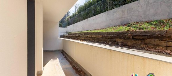 2-Zimmer Wohnung in Carate Brianza, Italy, Nr. 19156 9