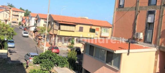 Apartamento de 2 dormitorios en Catania, Italy No. 73464 9