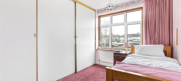 4 bedrooms House in Beckenham, United Kingdom No. 3481 9