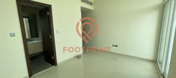 3 bedrooms Villa in Dubai, UAE No. 24469 4