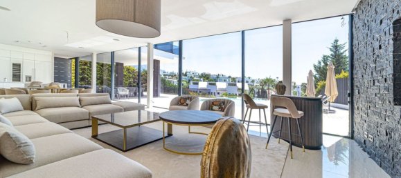 6 bedrooms Villa in Marbella, Spain No. 58178 13