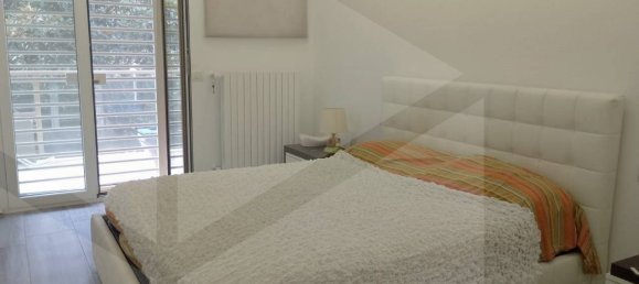 2 Schlafzimmer Wohnung in Bari, Italy, Nr. 32762 20