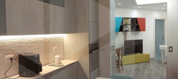 2 Schlafzimmer Wohnung in Bari, Italy, Nr. 32762 11