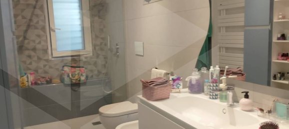 2 Schlafzimmer Wohnung in Bari, Italy, Nr. 32762 15