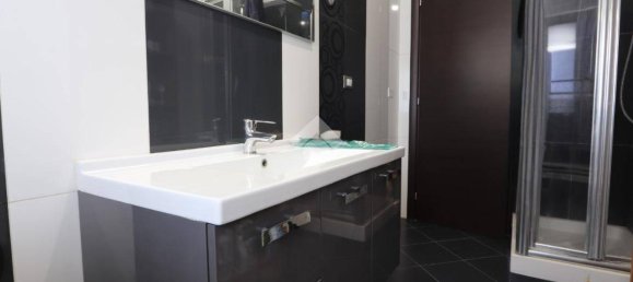 3 bedrooms House in L'Aquila, Italy No. 228630 14