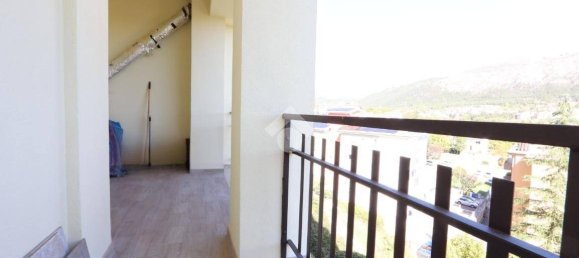 3 bedrooms House in L'Aquila, Italy No. 228630 11