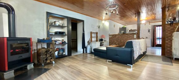 Casa de 2 dormitorios en La Pacaudiere, France No. 340843 5