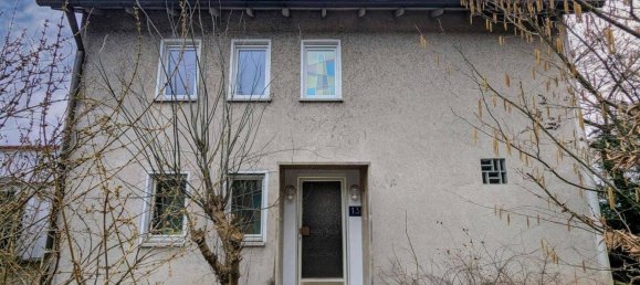 Adosado de 2 dormitorios en Furth, Germany No. 281642 2