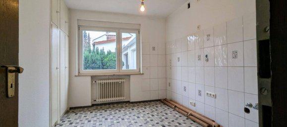 Adosado de 2 dormitorios en Furth, Germany No. 281642 10