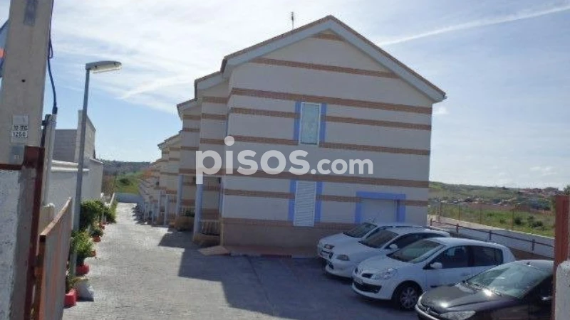 4 bedrooms Apartment in Mentrida, Spain No. 202548