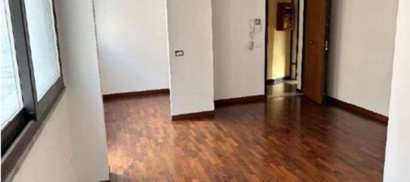 Квартира с 2 комнатами в Палермо, Италия № 44598 4