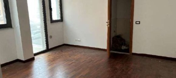 Квартира с 2 комнатами в Палермо, Италия № 44598 5