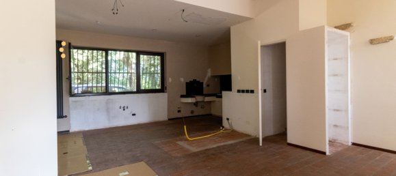 3 bedrooms Villa in Siena, Italy No. 264797 12