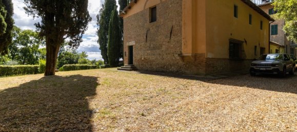 3 bedrooms Villa in Siena, Italy No. 264797 5