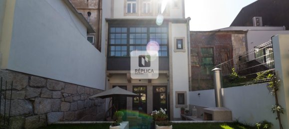 4 bedrooms Villa in Porto, Portugal No. 113443 5