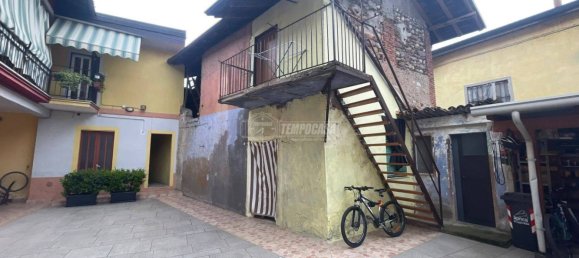 Apartamento de 2 dormitorios en Pontoglio, Italy No. 90803 5
