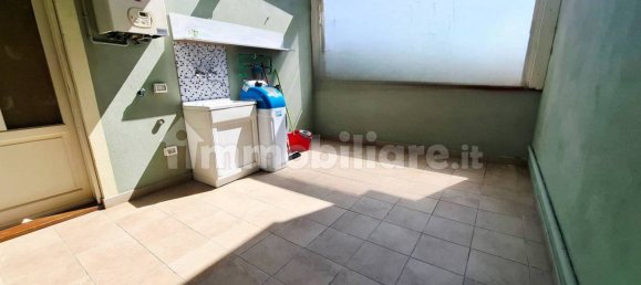 Apartamento de 1 dormitorio en Pontedera, Italy No. 303839 20