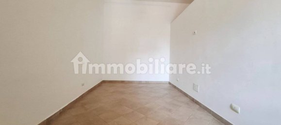 Apartamento de 1 dormitorio en Pontedera, Italy No. 303839 11