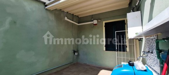 Apartamento de 1 dormitorio en Pontedera, Italy No. 303839 22