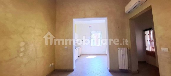 Apartamento de 1 dormitorio en Pontedera, Italy No. 303839 2