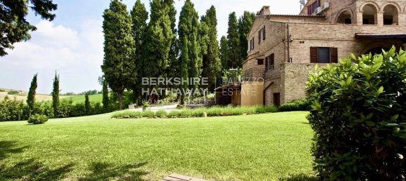 4 غرف نوم فيلا في Terre Roveresche, Italy رقم 63215 6