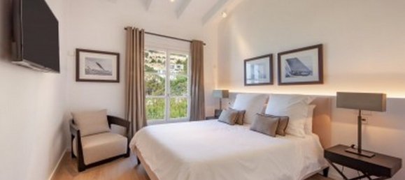 5 bedrooms Villa in Andratx, Spain No. 969 12