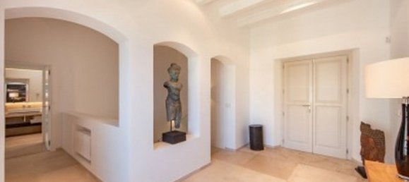 5 bedrooms Villa in Andratx, Spain No. 969 15